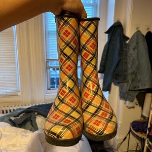 Sperry Rain boots